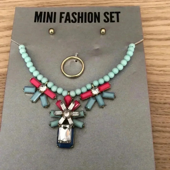 🆕Jewelry Fashion Set🆕 - Picture 1 of 3